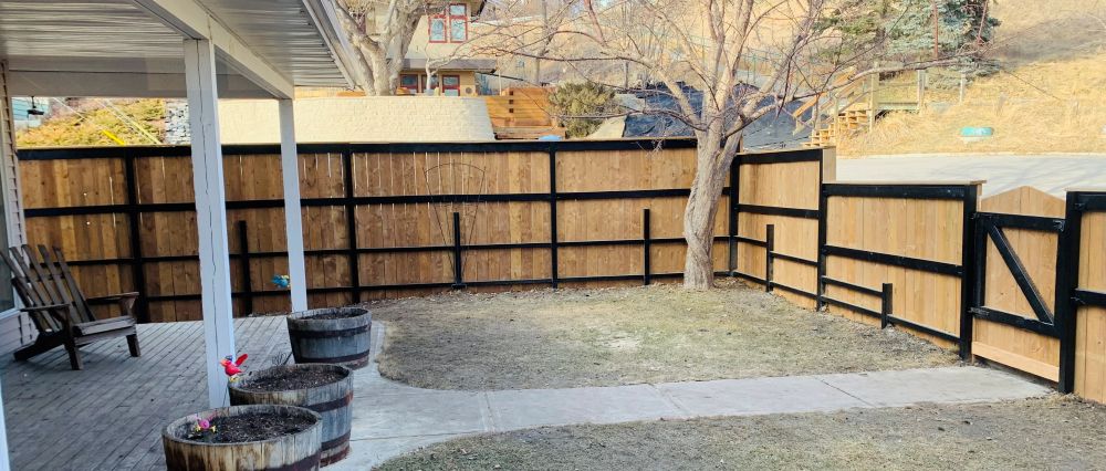 Custom Fences and Decks Calgary